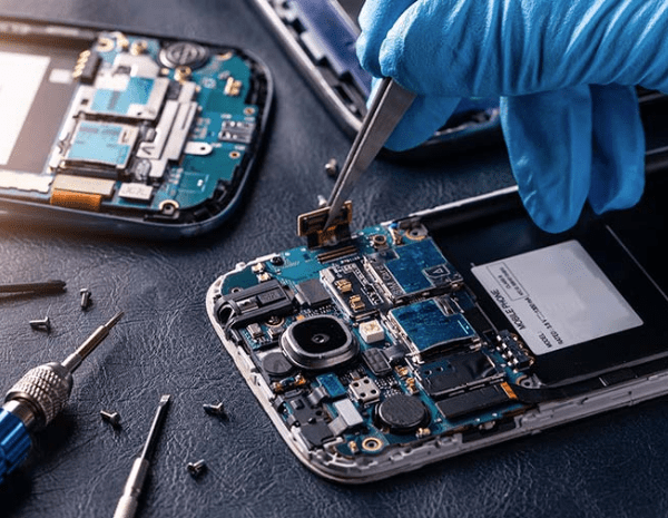 Service Provider of Android Mobile Repair in Dwarka, New Delhi, India.